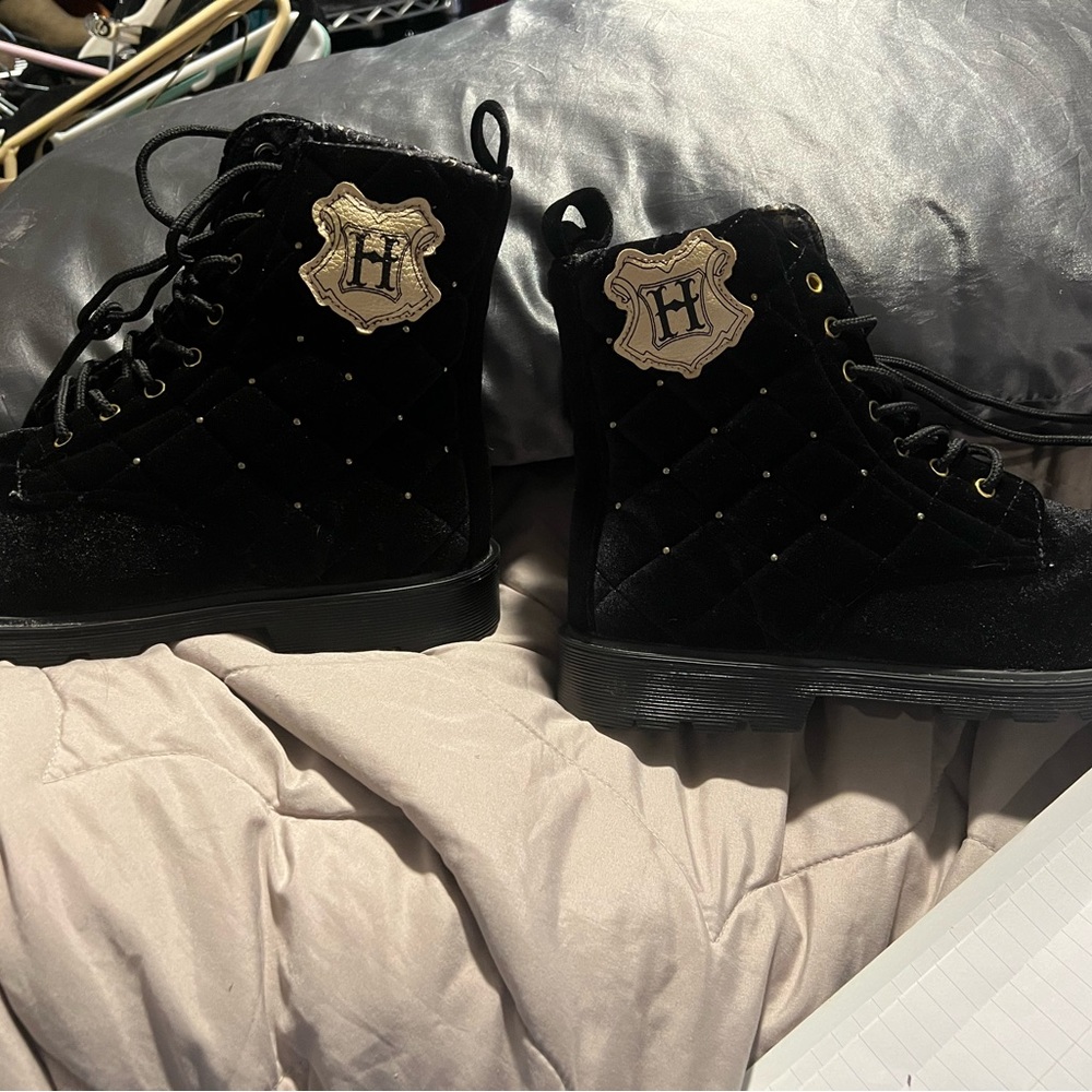 Harry Potter boots made by Bioworld